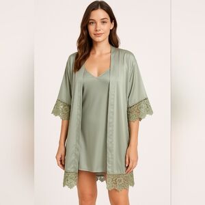 3/$20! Mint Lace Kimono